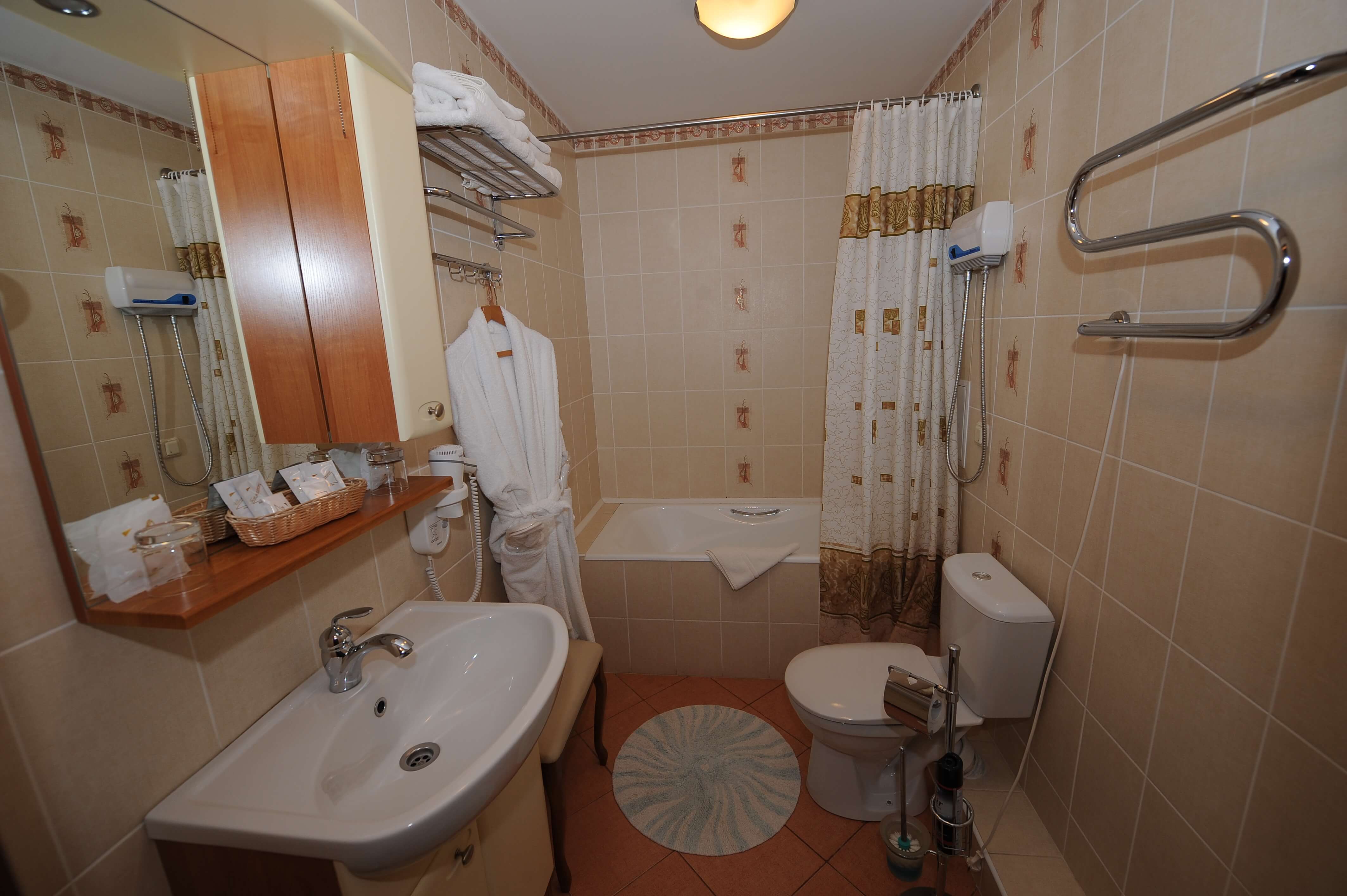 Комната тропарево. Посуточно квартира в москве в тропарево. Тропарево гостиница. Комната тропарево. Гостиничный комплекс тропарево.